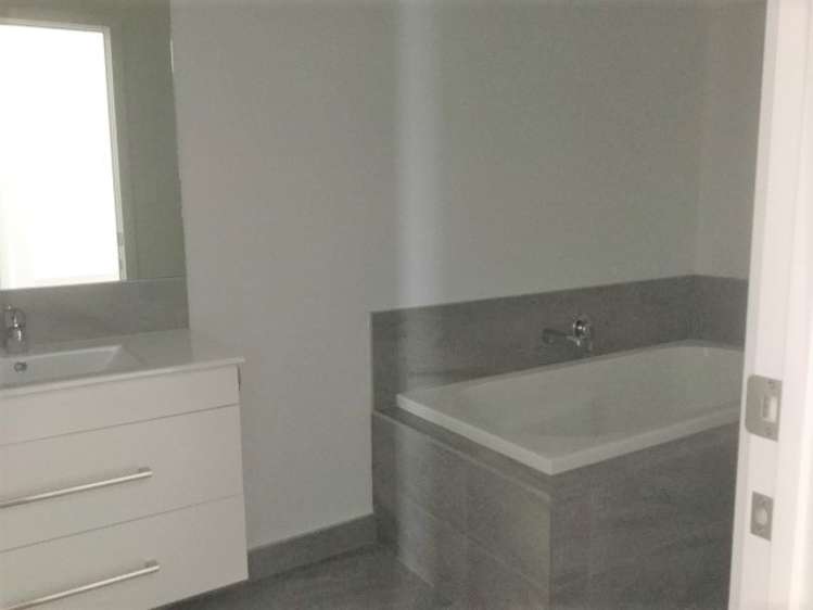 3 Rochfort Crescent Pyes Pa_10