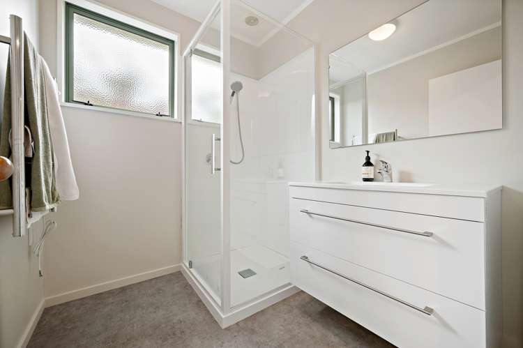 8 Tau Crescent Diamond Harbour_13