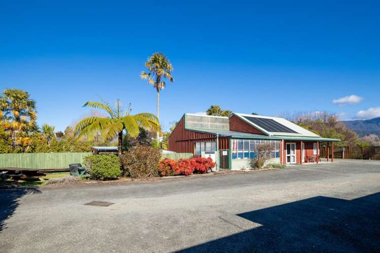 87 Commercial Street Takaka_38