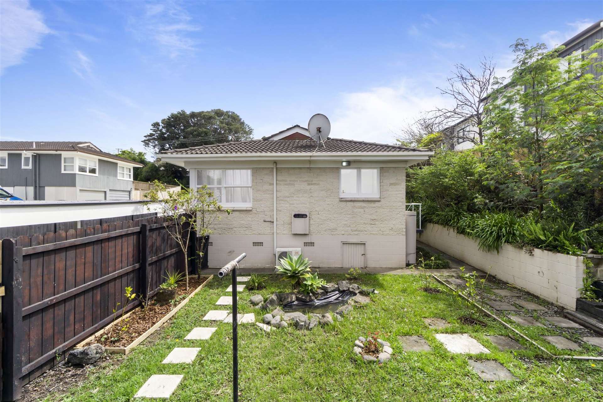 2/47 Hogans Road Glenfield_0