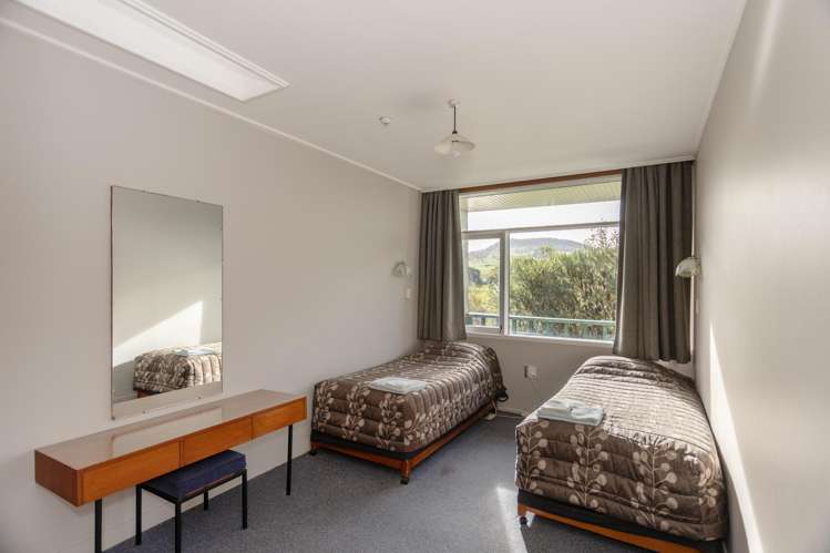 198 Main Road Waikouaiti_32