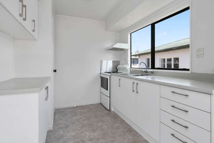 2/26 Queen Mary Avenue New Lynn_5