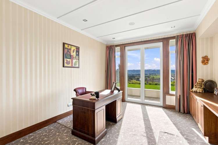 6 Gracemount Place Kinmont Park_23