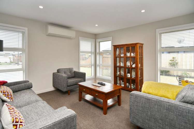 12 Bonecrusher Street Lincoln_9