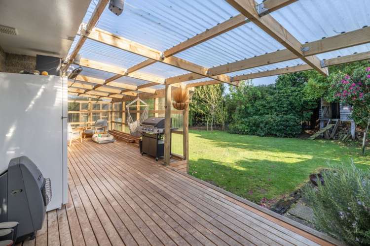 23 Ottrey Street Clifton_15