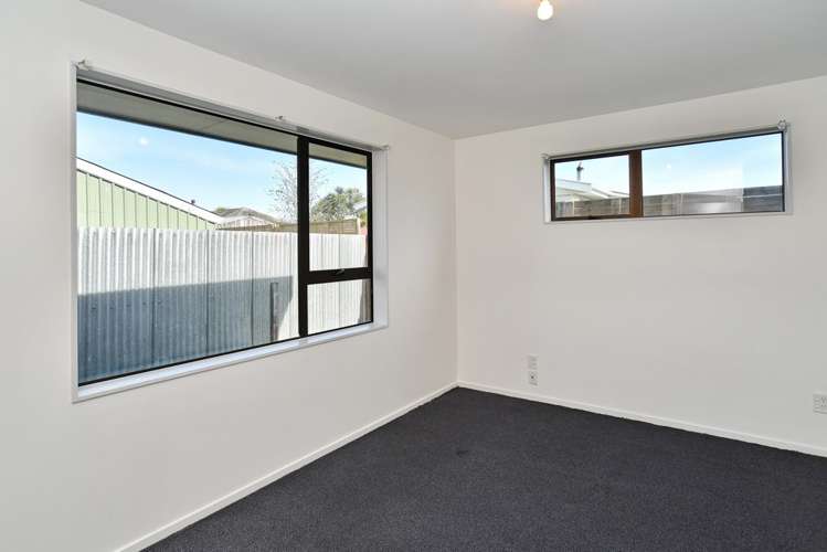 2 Dickson Crescent Hornby_7