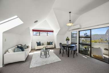2/13 Saltburn Road_2