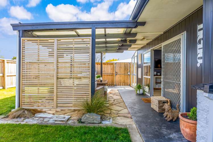 13 Faulkland Drive Witherlea_17