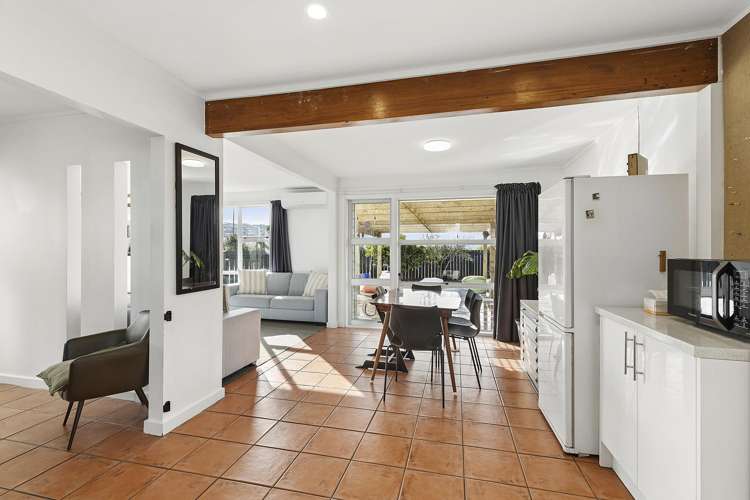 2/163 Rongotai Road Rongotai_9