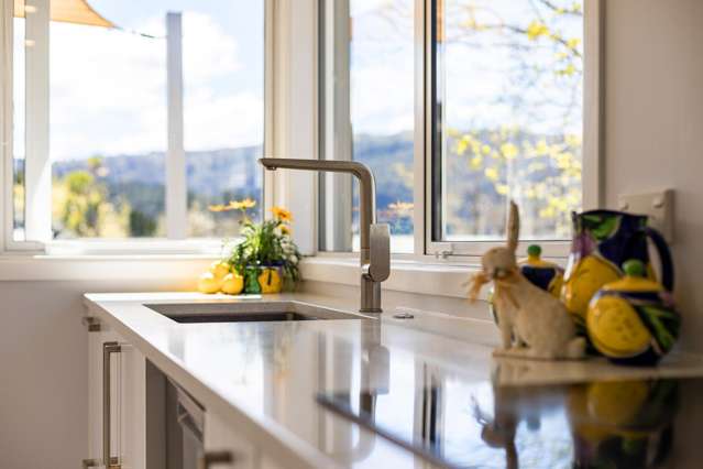 15 Dunsandel Grove Silverstream_4