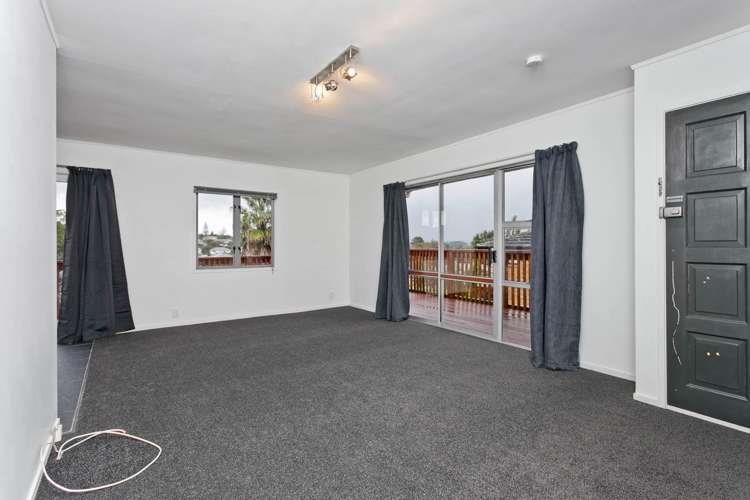 73 Rosier Road Glen Eden_3