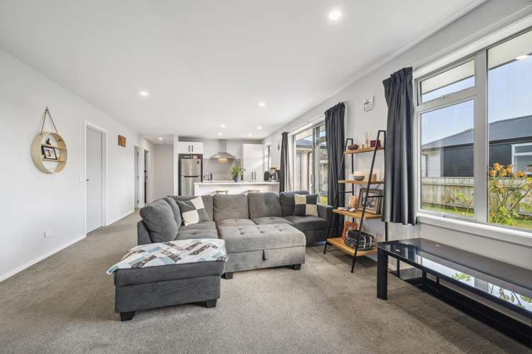 27 Hinekura Avenue Taupo_6