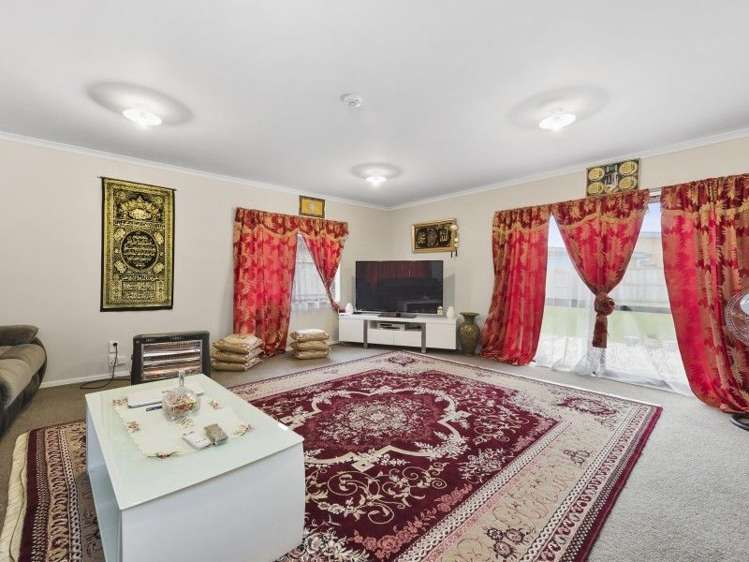 100 Farringdon Avenue Rototuna North_3