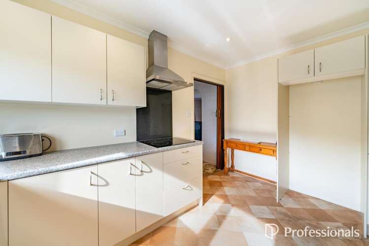 4 Miles Crescent Wainuiomata_11