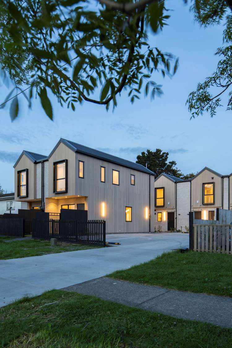 112A-F Beach Road Te Atatu Peninsula_32