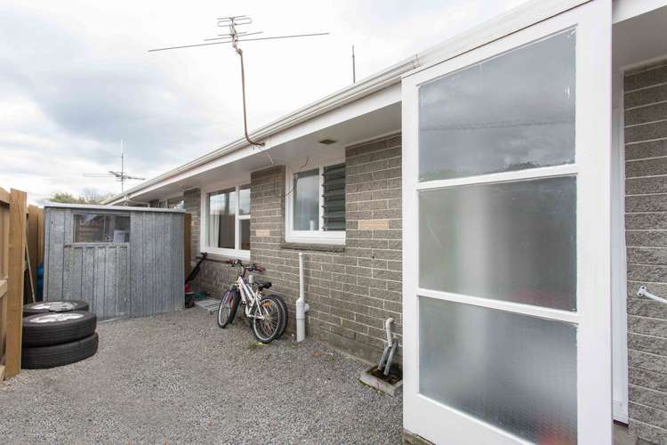 2/9 Curletts Road Sockburn_5