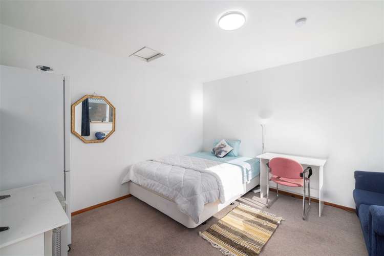 24 Takaro Avenue Sockburn_13