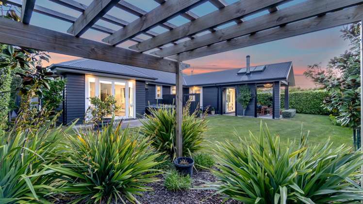 98 Infinity Drive Pegasus_26