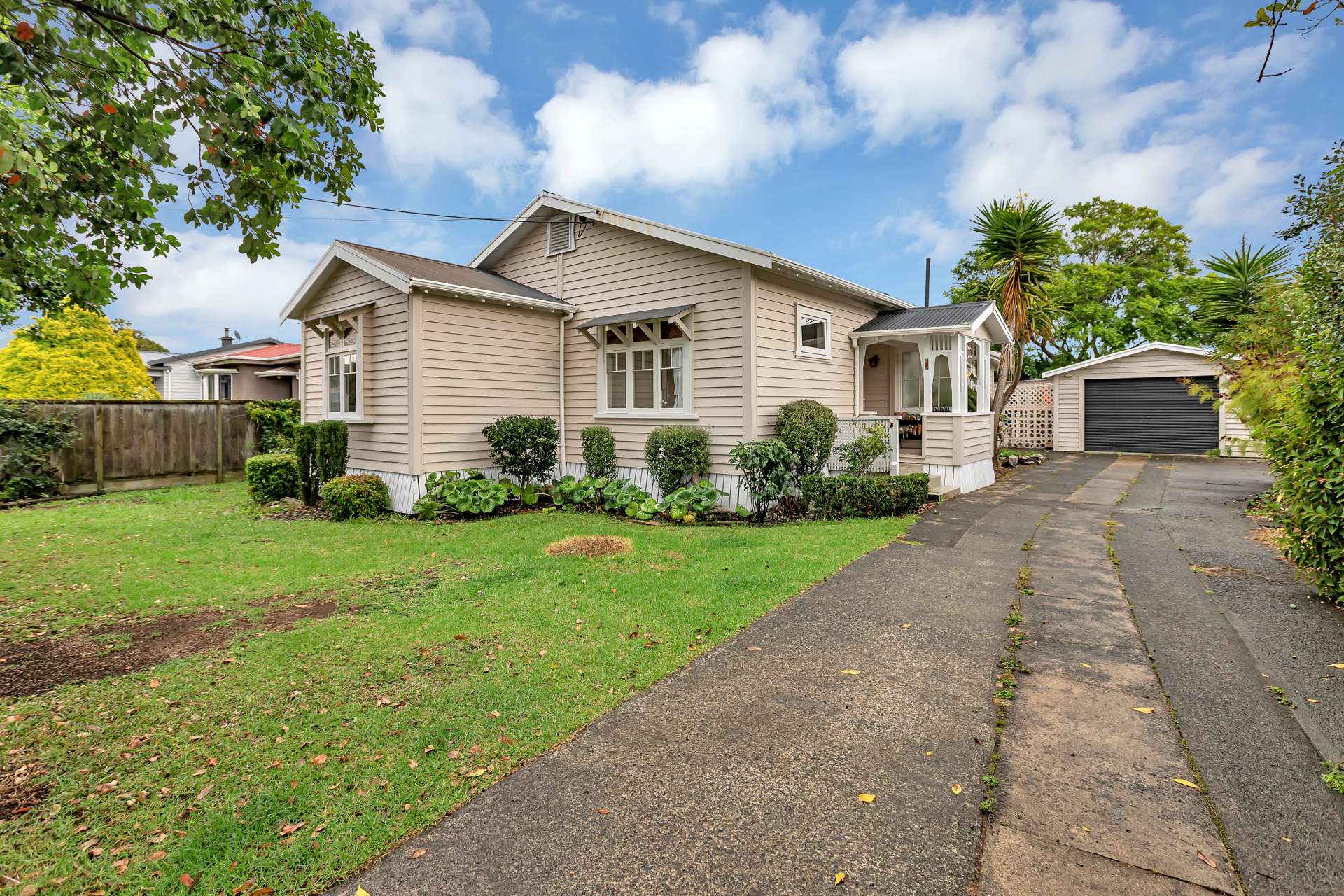 8 Dinniss Avenue Regent_0