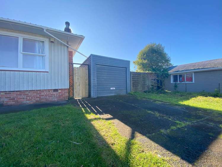 2 Te Kanawa Crescent Henderson_13