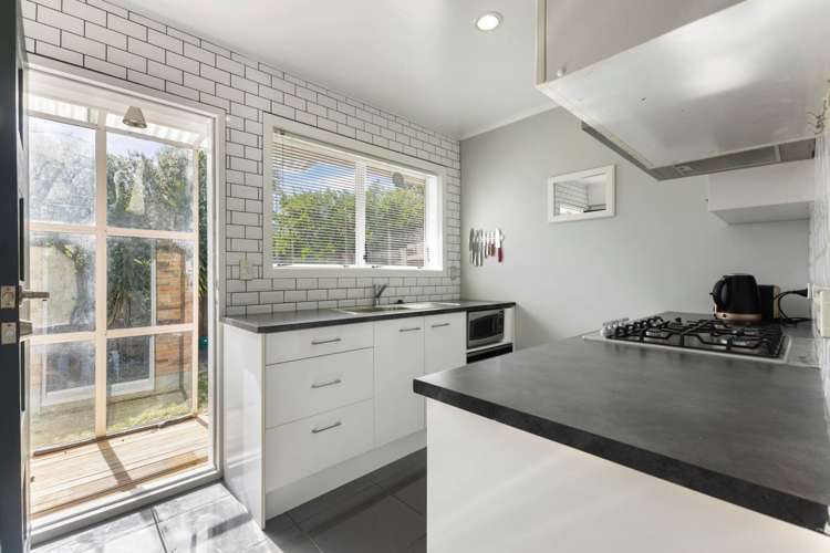 2/646 Pakuranga Road Howick_4