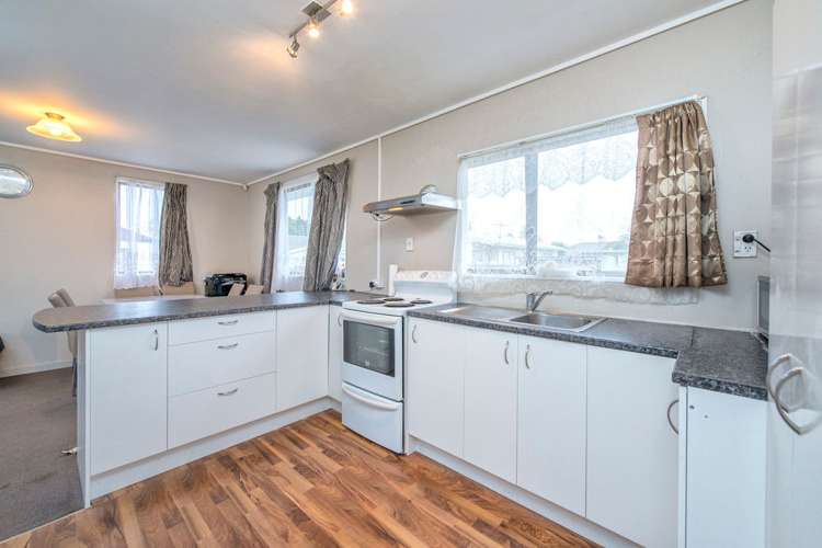 2/19 Martin Road Manurewa_7