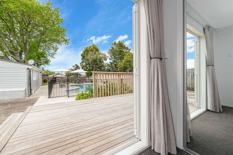 25 Tiroroa Avenue Te Atatu South_34