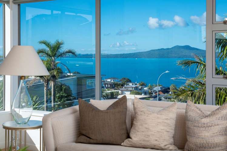 62 Seaview Road Castor Bay_13