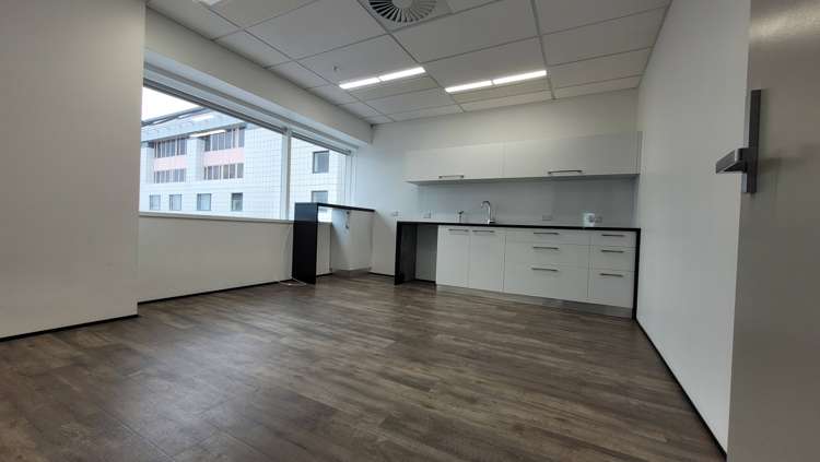 Unit 1 / Level 22/120 Albert Street City Centre_10