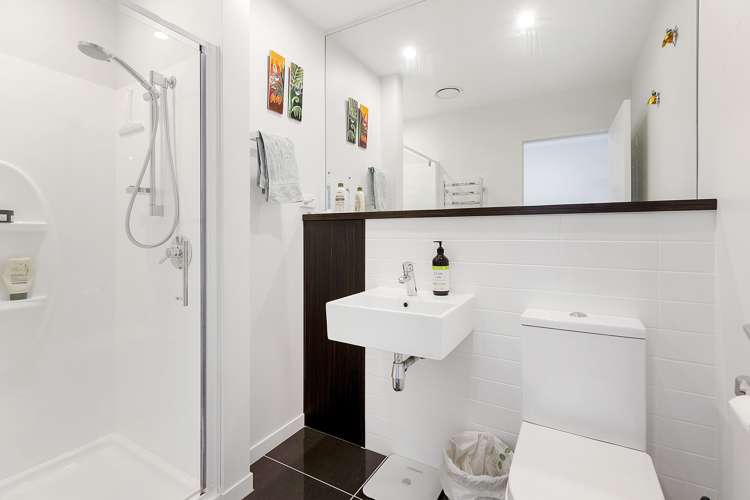 8/21 Rugby Street Mount Cook_6