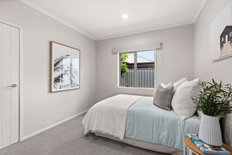 4 Donald Place Frimley_17