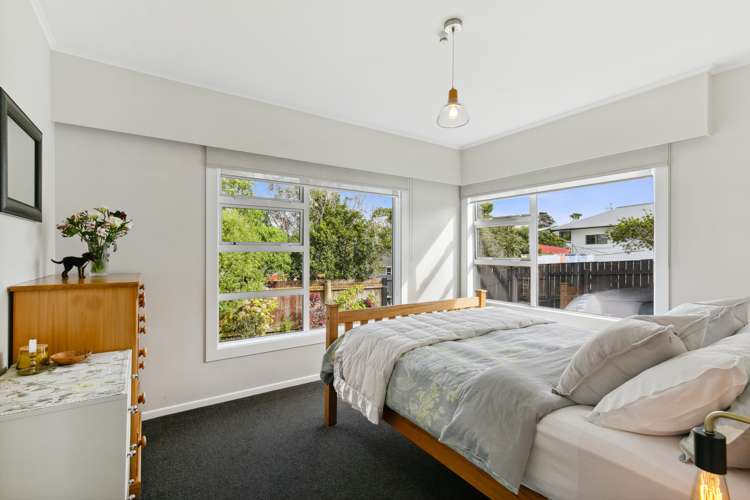 12 Loasby Crescent Newlands_8