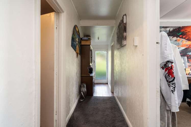 1062 Coast Road Karitane_11