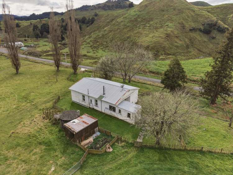 921 Ongo Road Hunterville_21