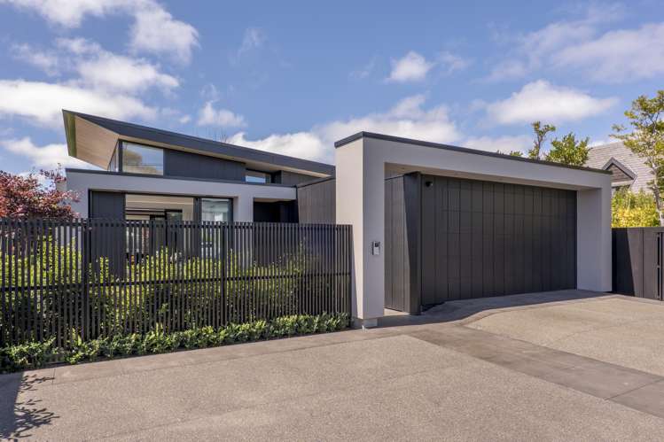 32 Queens Avenue Merivale_35