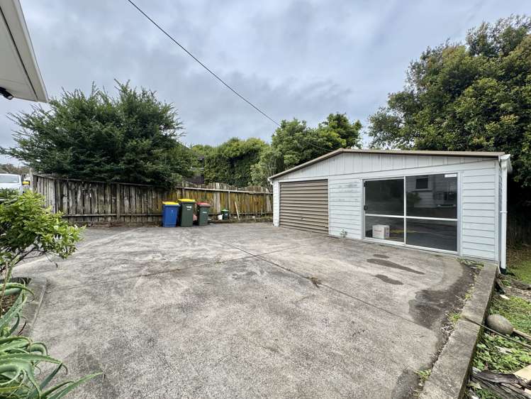 55a Tirimoana Road Te Atatu South_17