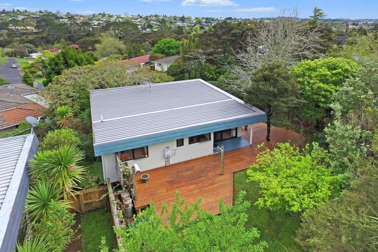 2 Onedin Place Titirangi_1