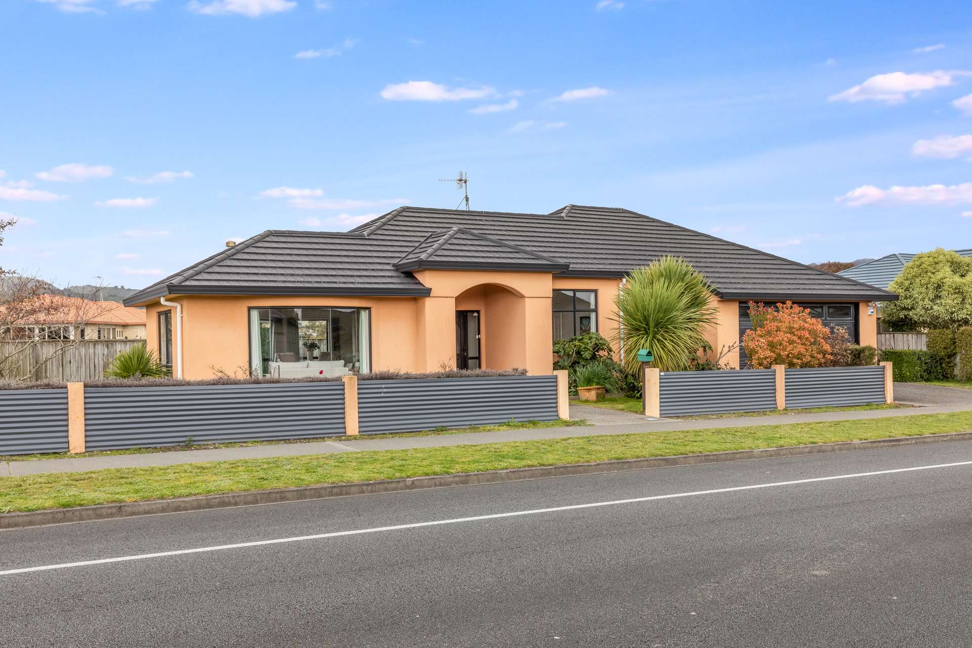 155 Guildford Drive Paraparaumu Beach_0