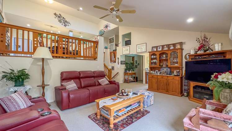 208 Mount View Road_4