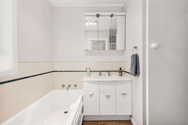 44 Weld Street Redwoodtown_11