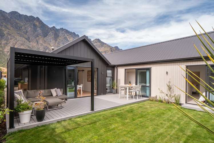 46 Spur Ridge Rise Jacks Point_26