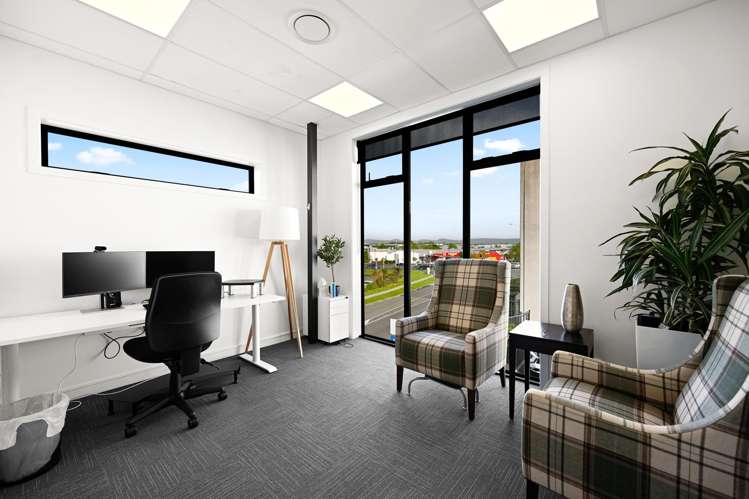 87 Church Road Pukete_13