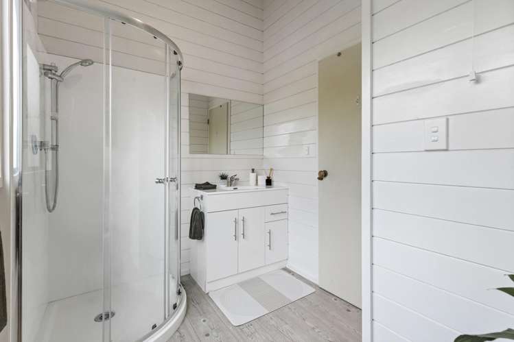 802 Waitakere Road Kumeu_25