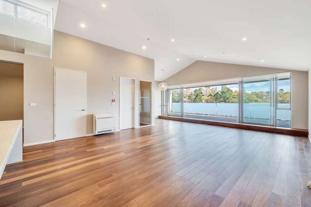 Prime Penthouse Position