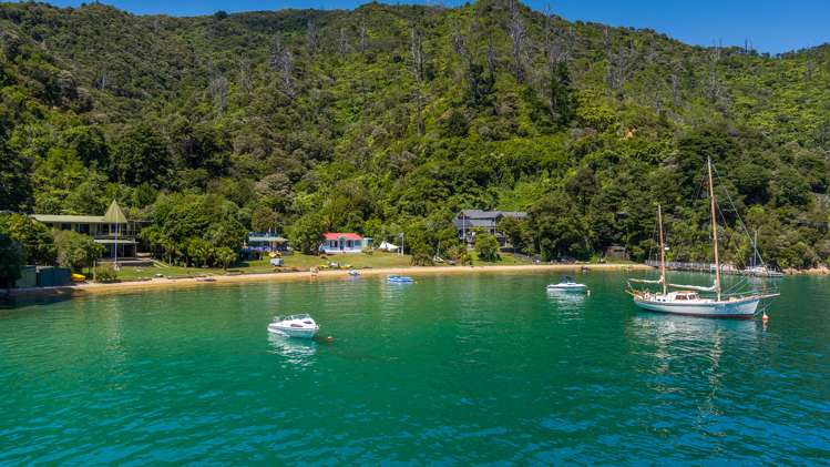 2121 Queen Charlotte Drive Anakiwa and Surrounds_2