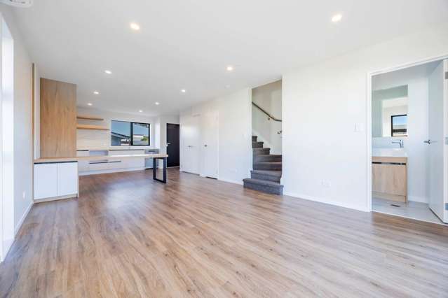 7/21 Peachgrove Road Te Atatu Peninsula_3