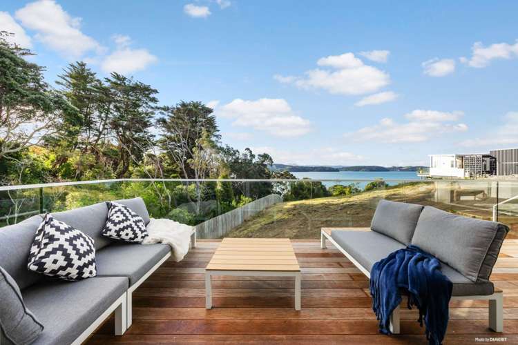 1 Wendy Hood Way Snells Beach_6