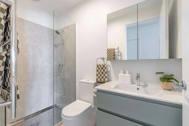 408/2A Te Ara Taurapa Point Chevalier_13