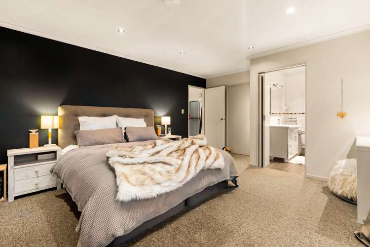 119 Captain Scott Road Glen Eden_10