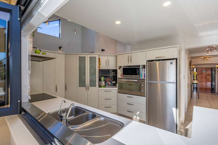 8 Di Pierri Way The Wood_7